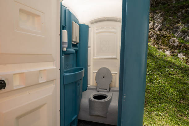 Portable Toilet Options We Offer in Cordaville, MA